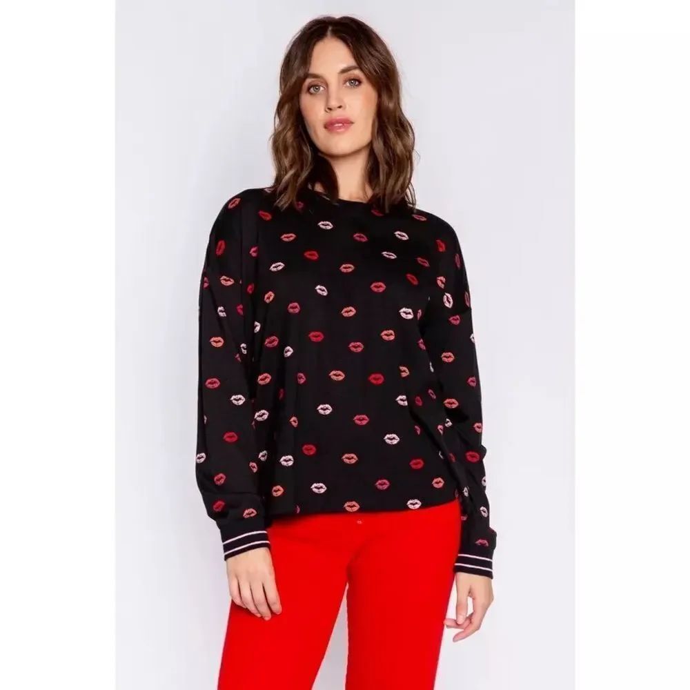 PJ Salvage Be Mine Long Sleeve Top Lips kiss Size Medium